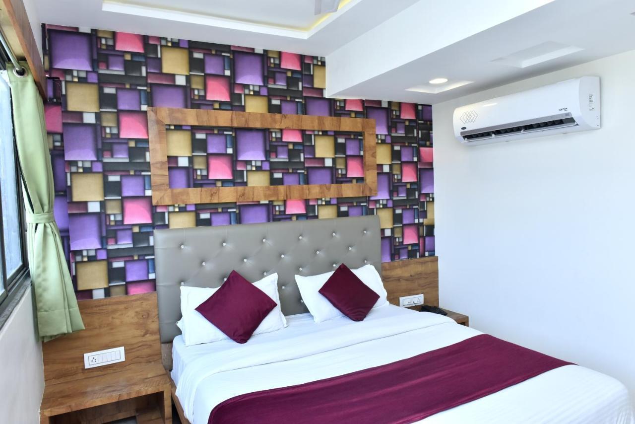 Hotel Royal King By Sky Stays Ahmedabad Bagian luar foto